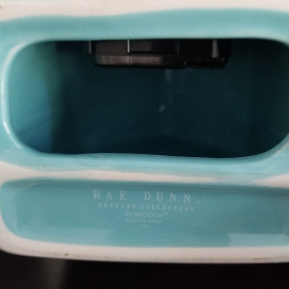 "Every Day" Rae Dunn Clock - Picture 4 of 4